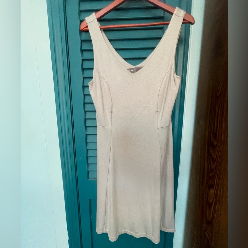 Sleeveless Donna Ricco Dress